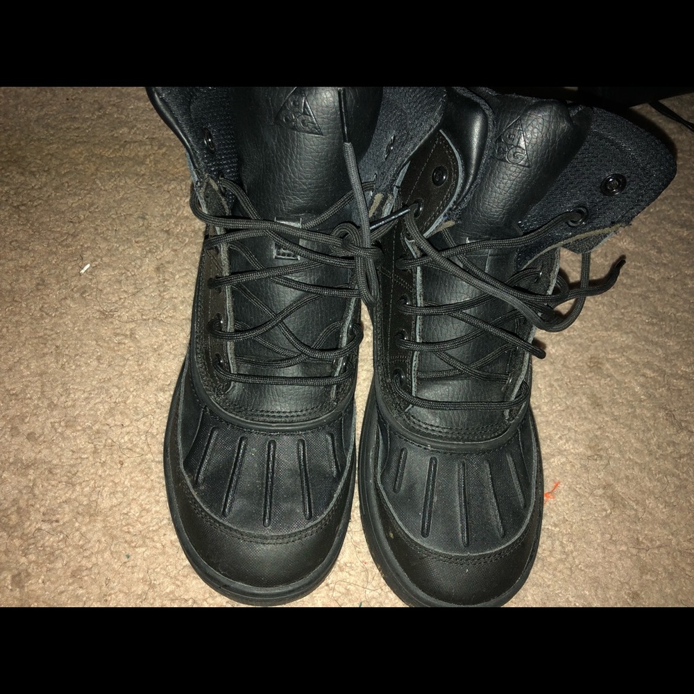 Nike boots